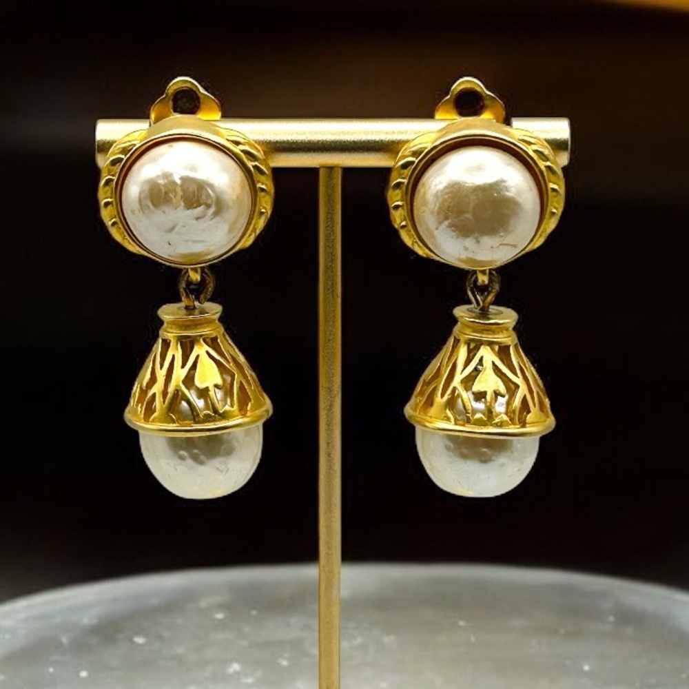 Vintage Signed Karl Lagerfeld Clip-On Earrings Baroque Pearl & Gold Tone Dangle